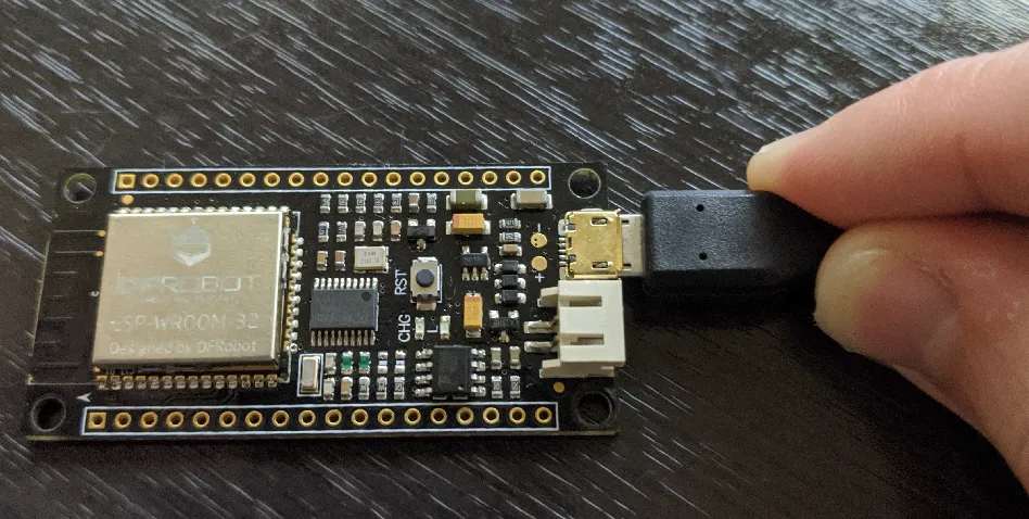 ESP32 Plugged in